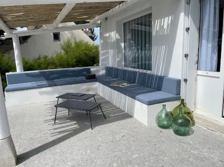 Atlantic Collection _ Treustel Beach Villa Отели в г. Иль-Тюди