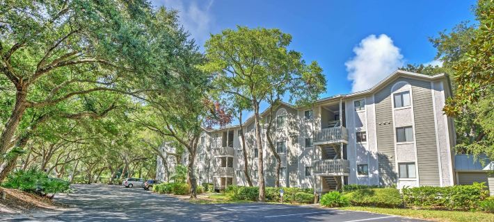 Amelia Island Condo w/ Pool & Beach Access! Ξενοδοχεία στην πόλη Fernandina Beach