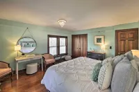 Luxe Lake Geneva Retreat in Downtown! - spa