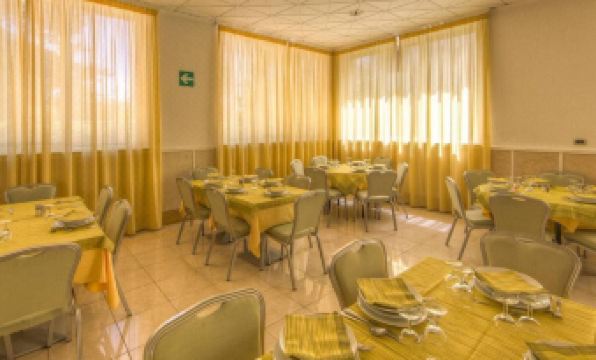 Hotel Mizar - Housity