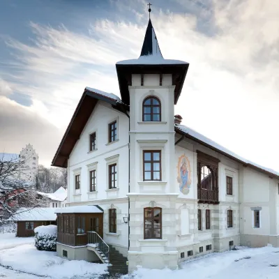 Villa Fantasia Budget Boutique Hotel Các khách sạn gần Hồ Obersee