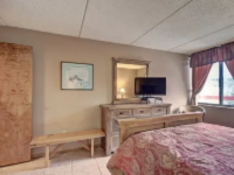 Spacious Condo in the Heart of Center Village - Pet Friendly - VS367 by Redawning Hotels in Copper Mountain