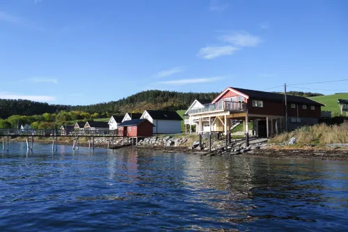 Hindrum Fjordsenter - Homestays