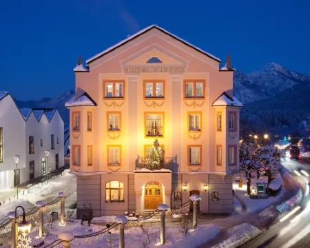 โรงแรมเฮิร์ช โรงแรมในฟึสเซิน