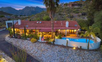 Luxe Catalina Foothills Hideaway w/ Private Pool
