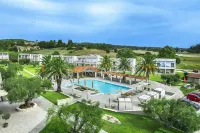 Iris Hotel