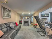 53 Mi to Metlife! Jersey Home w/ Hot Tub & Pool! Hotels in Jackson