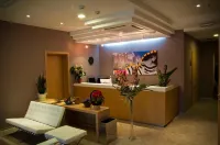 โรงแรมเมนสตรีท - บริการรถรับส่ง