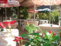 Auberge Aux Portes de Conques Hotels in Senergues