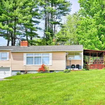 Mayfield Home w/ Private Dock on Lake Sacandaga!