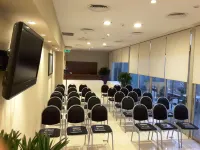 Eurobuilding Hotel Boutique Buenos Aires Hoteles cerca de Café Tortoni