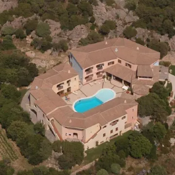 Hotel Monti di Mola