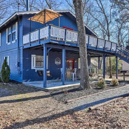 Cozy Caymus Cabin ~ 3 Mi to Callaway Gardens!