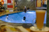 Cliffs Hotel - Uima-altaat