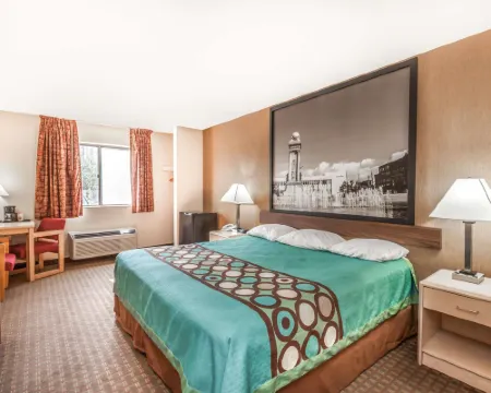 Super 8 by Wyndham Liverpool/Clay/Syracuse Area Hotels in Clay