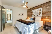 11 Mi to Slopes: Frisco Home w/ Hot Tub & Sauna! - Balkon