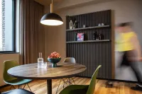 ipartment Leverkusen @HOME by Best Western - 停車場