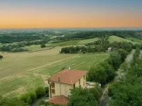 Hotel Ristorante La Collina Hotels in Toscanella