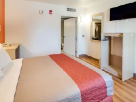 モーテル 6 レネックサ カンザス - カンザス シティ サウスウェスト レネックサのホテル