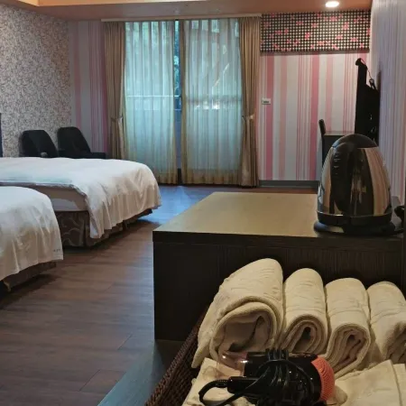 Crystal Hotel Отели рядом с достопримечательностью «Винодельня Пули»