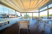 Bull Vital Suites & Spa Boutique Hotel - Only Adults - parking