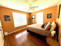 Charming on Chestnut - 8.1 Miles from the New River Gorge National Park