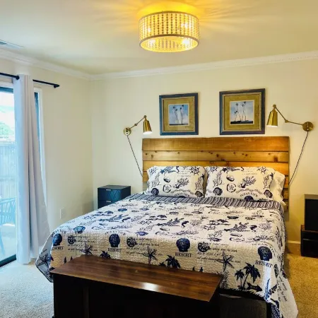 2 BR Kitty Hawk Condo: Heat/AC, WiFi, Pool, Tennis & Pickleball Near Ocean