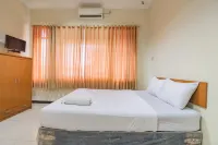 Grand Kembar Hotel Mitra RedDoorz