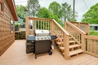 Modern Little Bear Cottage at Santeetlah Lake!