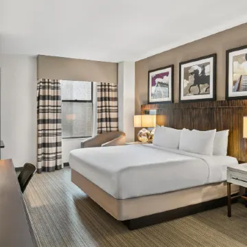 Sonesta Hotel Baltimore Inner Harbor