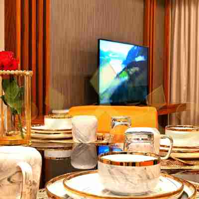 Golden Suites at Tropicana the Residences KLCC Dining/Meeting Rooms