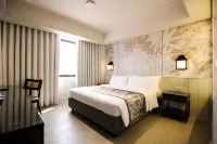 Mella Hotel Hotel dekat Saint Francis Of Assisi College