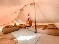 Kondee Cino Cafe and Glamping - Bar