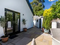 Torino Lodge Hotels in Newbridge