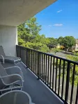 BEAUTIFUL IN TOWN! - 2 Bedroom 1 Bath on Rehoboth Ave.Walk to Beach and Shops!