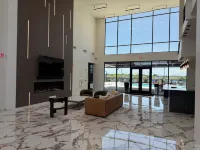 Bentonville Fall Retreat • Trails, Festivals & Luxury Comfort