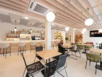 RH太陽一室公寓飯店 瑪爾帕斯海灘（Mal Pas Beach）附近的飯店