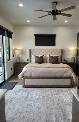 Two bedroom Luxury private suite, with your own hot tub.