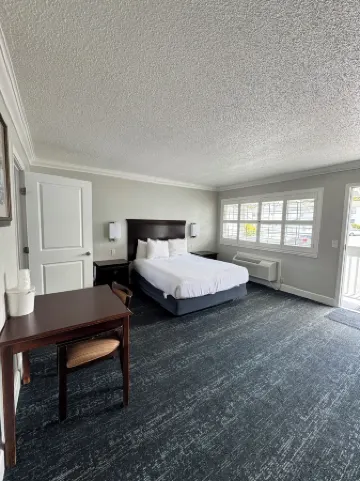 Stargazer Inn and Suites