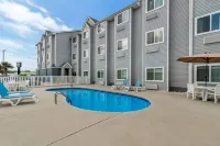 Quality Inn Shallotte Near Ocean Isle Beach - Swimmingpools