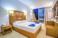 Adelais Bay Hotel - Pools