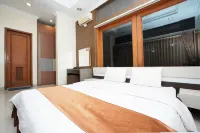 Sutan Raja Villa Kuningan Hotels in Beber