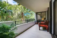 Key Biscayne Luxury Retreat - Fully Remoleded 3 Bedroom 2,000 SF Residence Hotels in Key Biscayne