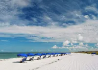 SEAVIEW at HONEYMOON ISLAND, WATER VIEWS, ON THE HONEYMOON ISLAND CAUSEWAY