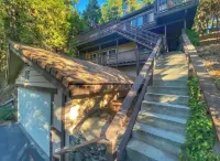 Charming 4-bedroom house with AC and WiFi in awesome Crestline
