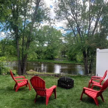 Lovely 3 Bedroom Rental on the Au Sable River