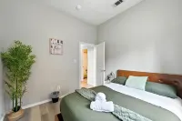 Stylish Oasis in Carrollton w/ Pool, Big Master,Media Room, Ping Pong Near Ktown