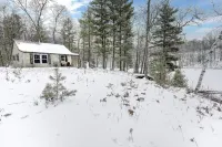 Cozy Cabin on Secluded Peninsula Hotels in Hunter