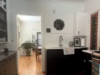 EAA Home Rental. Walking Distance to UWO Shuttle.
