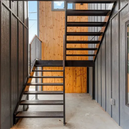 Modern Masterpiece in Downtown Tulsa-Sleeps 6